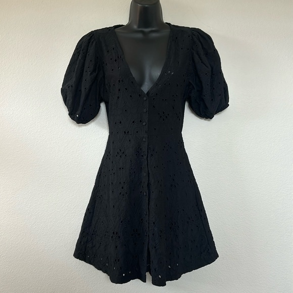 Zara Black Eyelet Lace Button Front V Neck Puff Sleeve Mini Dress - Picture 3 of 9